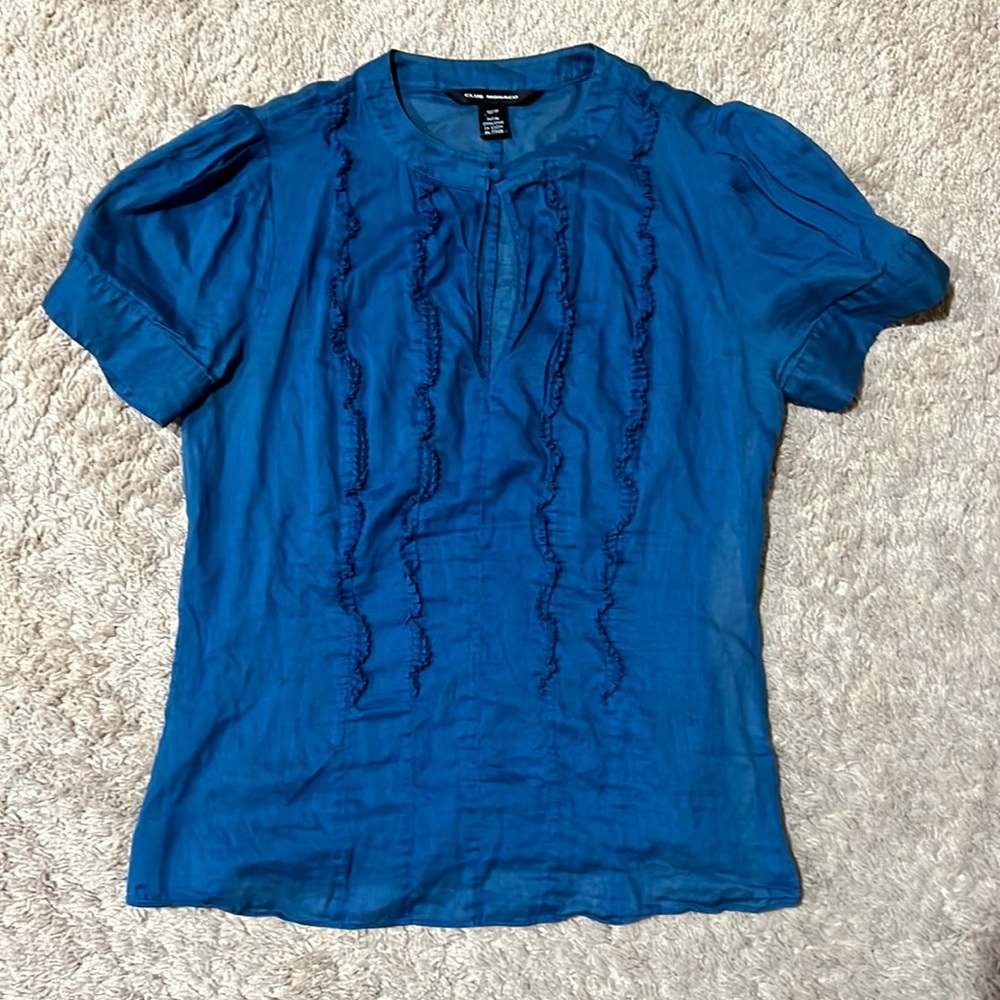 Club Monaco blue keyhole ruffle front puff button short sleeve cotton blouse